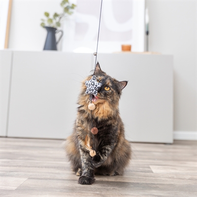 Trixie Kattenhengel Ster Pluche Met Kattenkruid / Catnip 50 Cm - Image 4